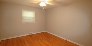 2316 Silas Creek Parkway 2316 Silas Creek Parkway Gallery 12