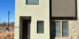 Woodland Estates Townhome! - END UNIT!! Gallery 1