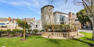 Riva Terra Apartments at Redwood Shores Gallery 20