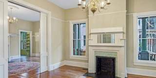 212 W 40th Street Gallery 4