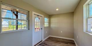 Studio Tiny home in West Batesville Studio Tiny home in West Batesville Gallery 5