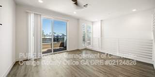 661 W 17th Street Gallery 30