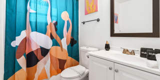 1032 W Jennings Street Gallery 29