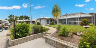 5240 SW 2nd Place Gallery 28