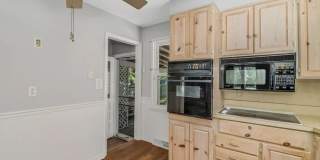 Charming 2 Bedroom Home in Normal Gallery 11