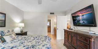 ***LUGANO AT PELICAN BAY*** BEAUTIFUL FIRST FLOOR CONDO***SEASONAL FURNISHED RENTAL*** Gallery 14