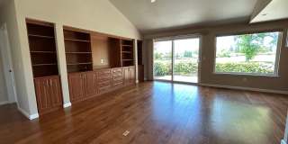 329 Oak Leaf Circle Gallery 14