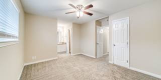 Oaks at Medical Center Gallery 22