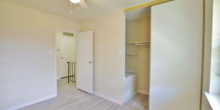 8612 WALUTES Circle Gallery 13
