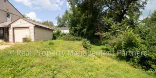 4-Bedroom Home – Renovated Kitchen and 4-Season Sunroom on a Corner Lot Gallery 5
