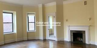 317 Commonwealth Ave Gallery 12