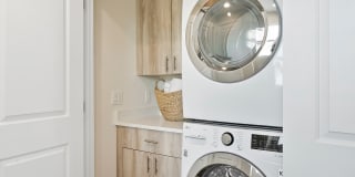 The Hardy Tempe Townhome Living Gallery 9