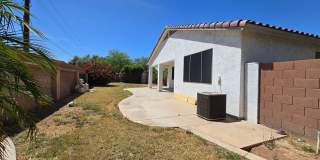 Clean and Cozy home in desirable area! Gallery 27