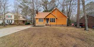 406 S Brookside Court Gallery 1