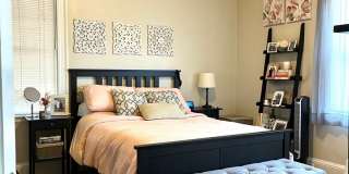 Gigantic 3 bed duplex unit in Oak Square Gallery 4