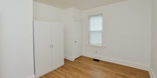 390 Clinton Street Gallery 11