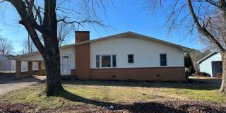 Quaint 3 Bedroom 1 Bath Home in Martin, TN Gallery 1