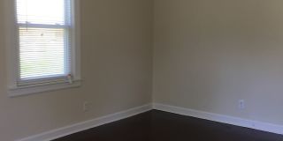 Spacious 3BR/2BA Home off of Taylor Blvd Gallery 13