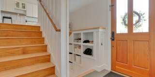 Stunning 4 Bed 2.5 Bath Steps from Willards Beach UNFURNISHED Gallery 11