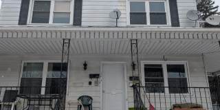 118 1/2 Broad Street Gallery 1