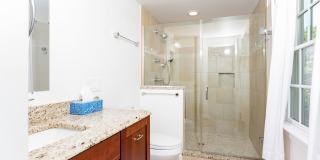 Luxurious Spacious and Bright , Gorgeous Potomac 6BR/4.5BA/2GAR Home - In Sought After Copenhaver Gallery 19