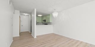 1140 East Ocean Boulevard Gallery 12