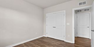 3BD/2.5BA - Derwood Townhouse Condo - Attached 1 Car Garage Gallery 21