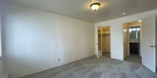 The Executive House Gallery 21