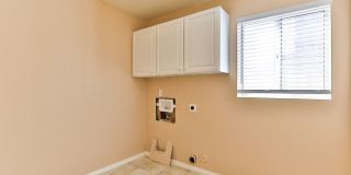 4 Bedroom/Den Gallery 17