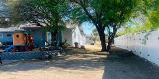 Lovely 3 Bedroom, 3 Bathroom Home with Solar Gallery 15