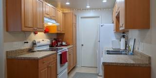 Bright & Cozy 2-Bedroom Condo with Garage, Central A/C & Exceptional Storage! Bright & Cozy 2-Bedroom Condo with Garage, Central A/C & Exceptional Storage! Gallery 7