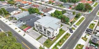 4313 E 8th Ct Gallery 29