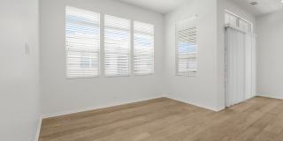 Desirable Eastwood Village Home Gallery 14