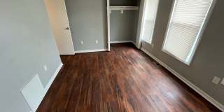 Spacious 3-Bedroom Townhome – Newly Renovated & Move-In Ready! ** VOUCHER HOLDERS ONLY** Gallery 7