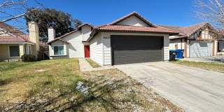 Single Story Palmdale Home Gallery 1