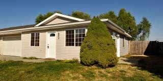3 bed 2 bath rancher duplex (stainless appliances & granite counters) 3 bed 2 bath rancher duplex (stainless appliances & granite counters) Gallery 1