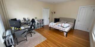 Gorgeous, Affordable and Student Friendly Apartment Near T!   Perfect for BU students on a budget Gallery 3