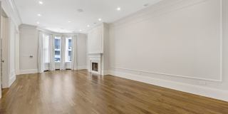 105 West Chestnut Street Gallery 17