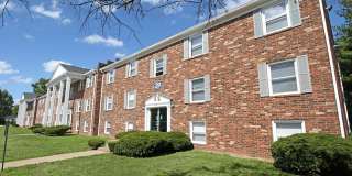 Williamsburg Apartments Gallery 16