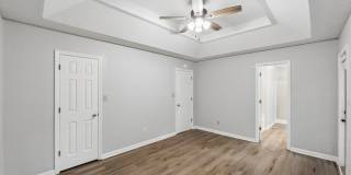 House for Rent in Athens, GA — Beautiful 3-Bedroom Home on a Corner Lot, Convenient to UGA Gallery 19