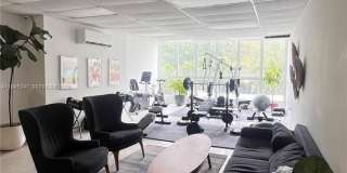 1750 James Ave Gallery 17