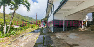 3 bdrm/ 1 bath home for rent in Kalihi Uka Gallery 40