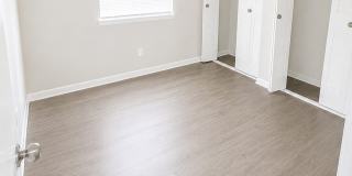 Large 3 bedroom condo! Gallery 7