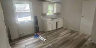 3-Bedroom Cozy Colonial House Gallery 9