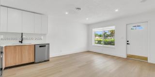 1611 NE 50th Ct Gallery 6