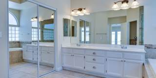 SE!! 4 Bedrooms!! Single Story!! NO HOA!! 3 Car Garage!!! Pool!!! Spa!!! RV Parking!!! Low maintenance Landscape!! Gallery 21