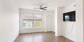 3-bedroom + den, 2-bath condo at The Tides at Pelican Landing Gallery 1