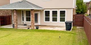 Beautiful Home in Yowell Ranch Gallery 9