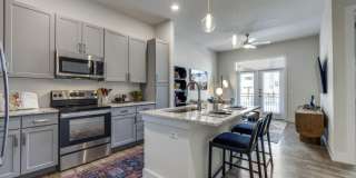 Lenox Oaks Gallery 2