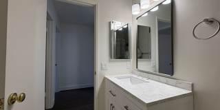 Updated 3 BR Condo at The Enclave in Redwood Oaks Updated 3 BR Condo at The Enclave in Redwood Oaks Gallery 12